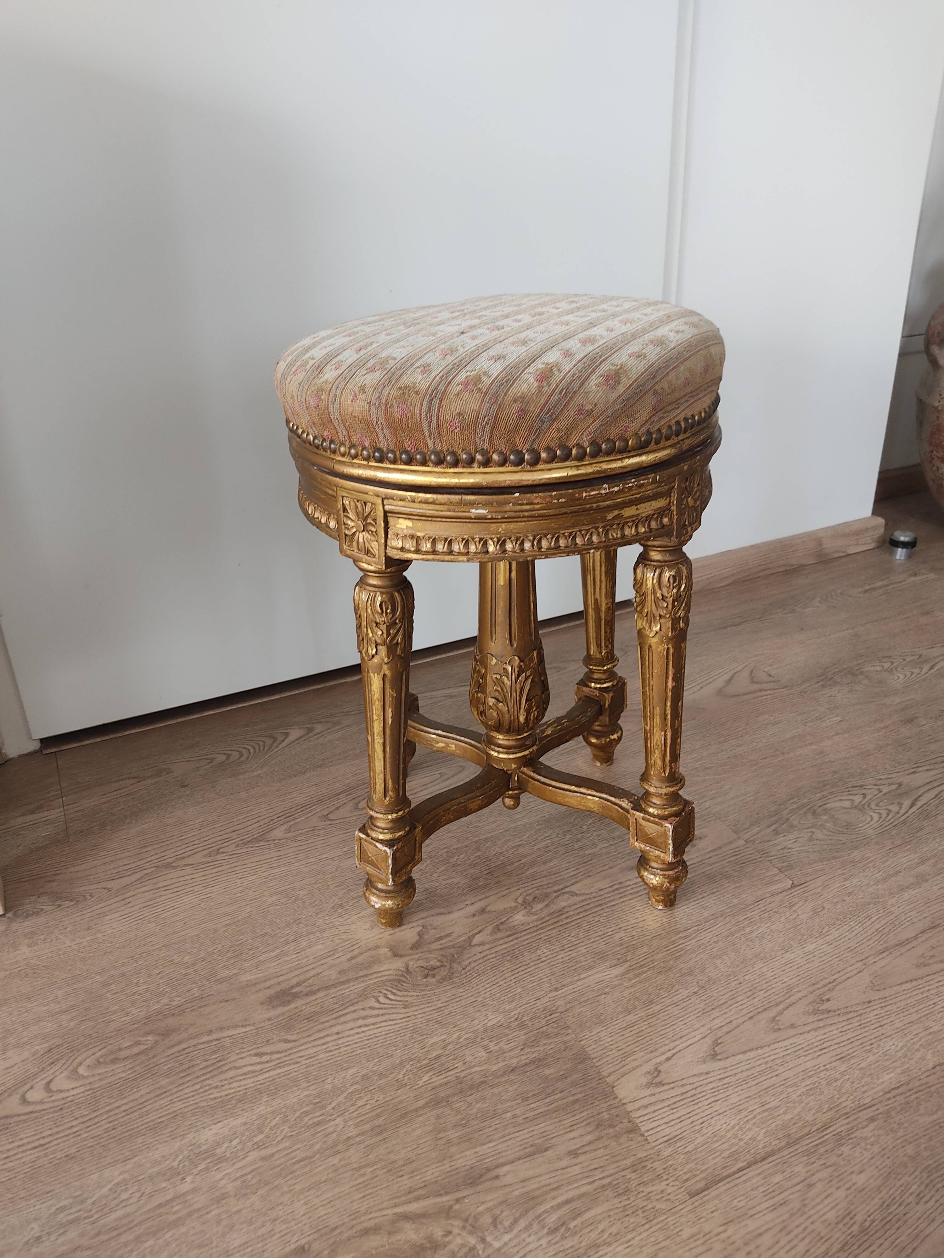 Tabouret de piano