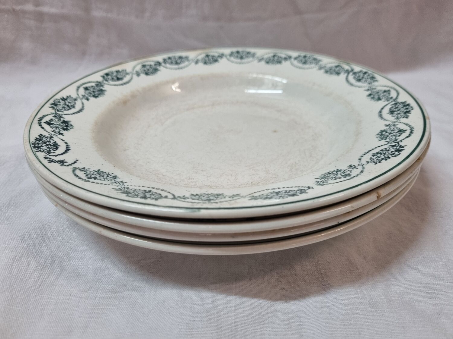 Earthenware plates nineteenth, Céranord St Amand