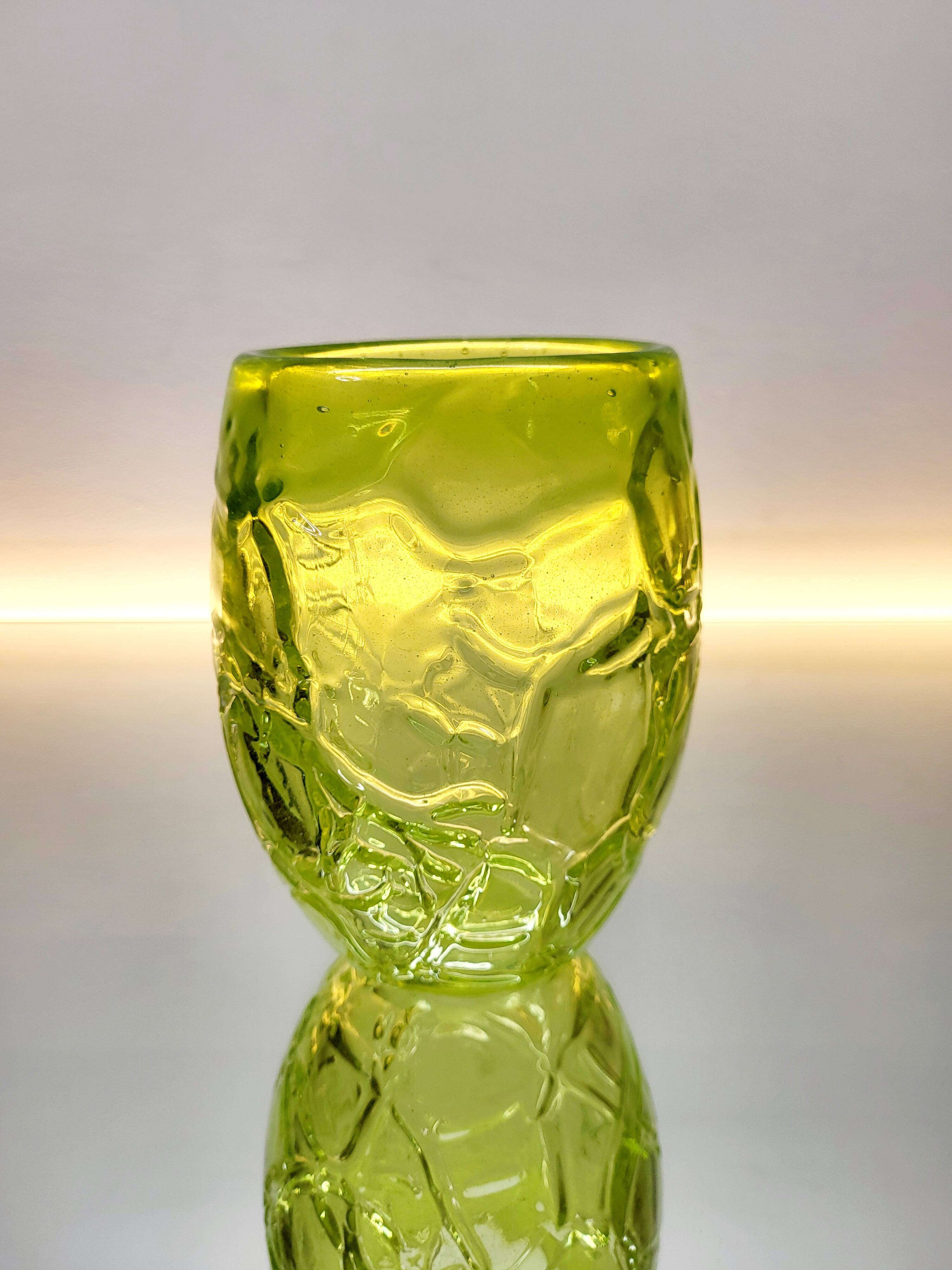 Vase Val saint lambert Studio Cristal, décor en relief