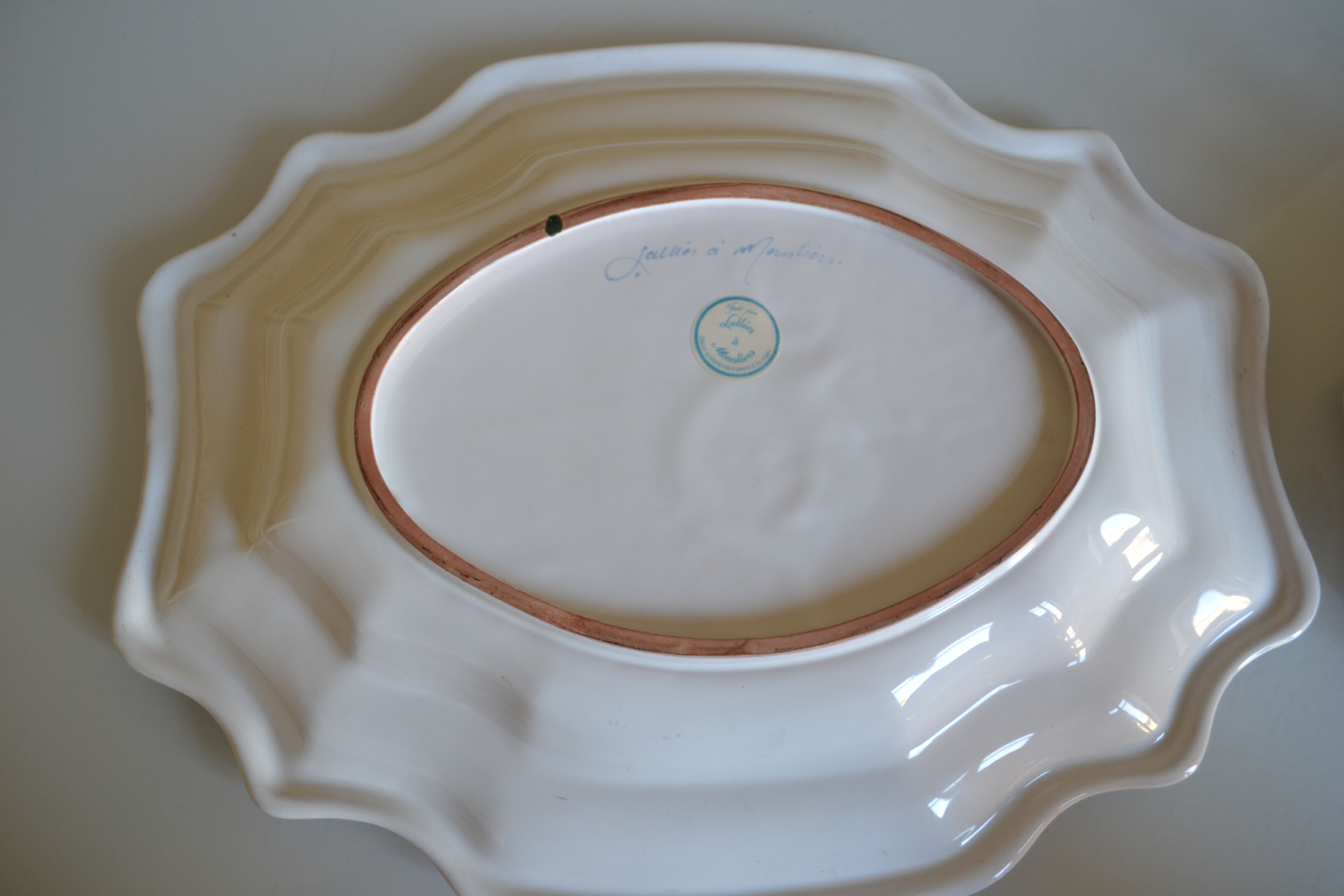 Tureen or vegetable dish in earthenware by Lallier in Moustiers