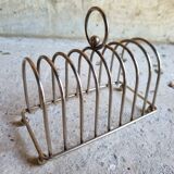 Silver metal toast holder