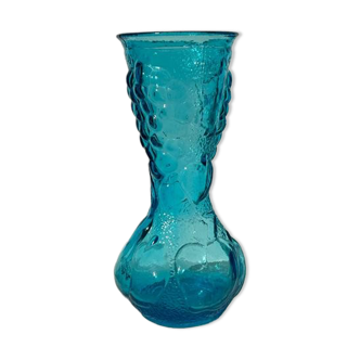 Vase italien vintage en verre moulé bleu à motifs de fruits en relief