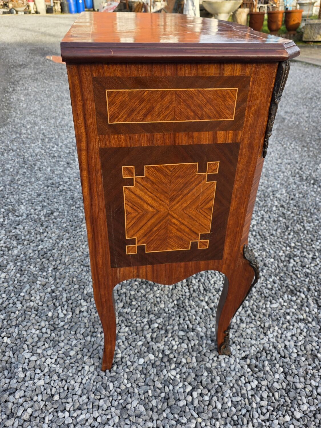 Commode transition in marquetry, Louis XV style, early 20th century.