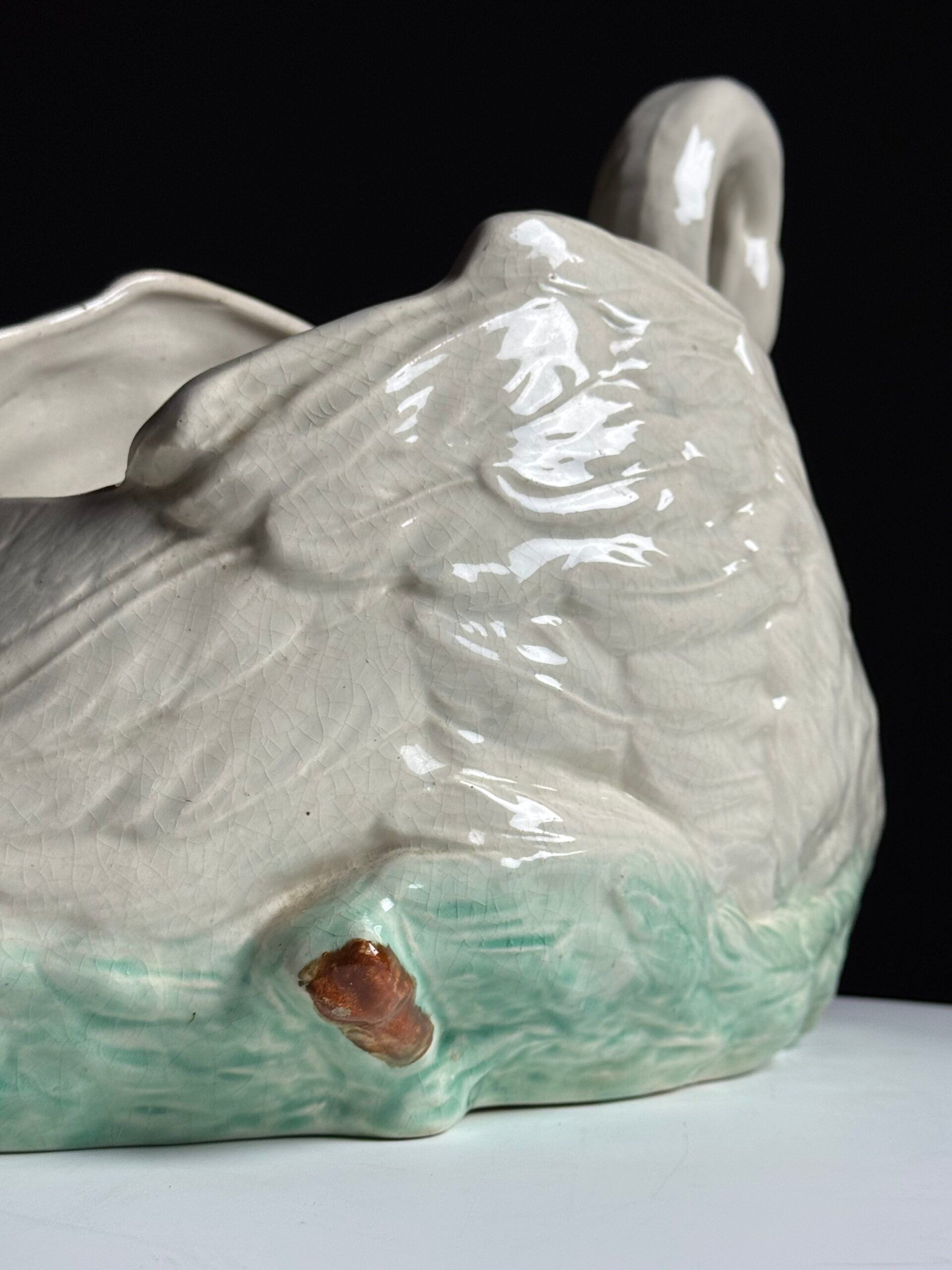 Champagne cooler vase swan vintage