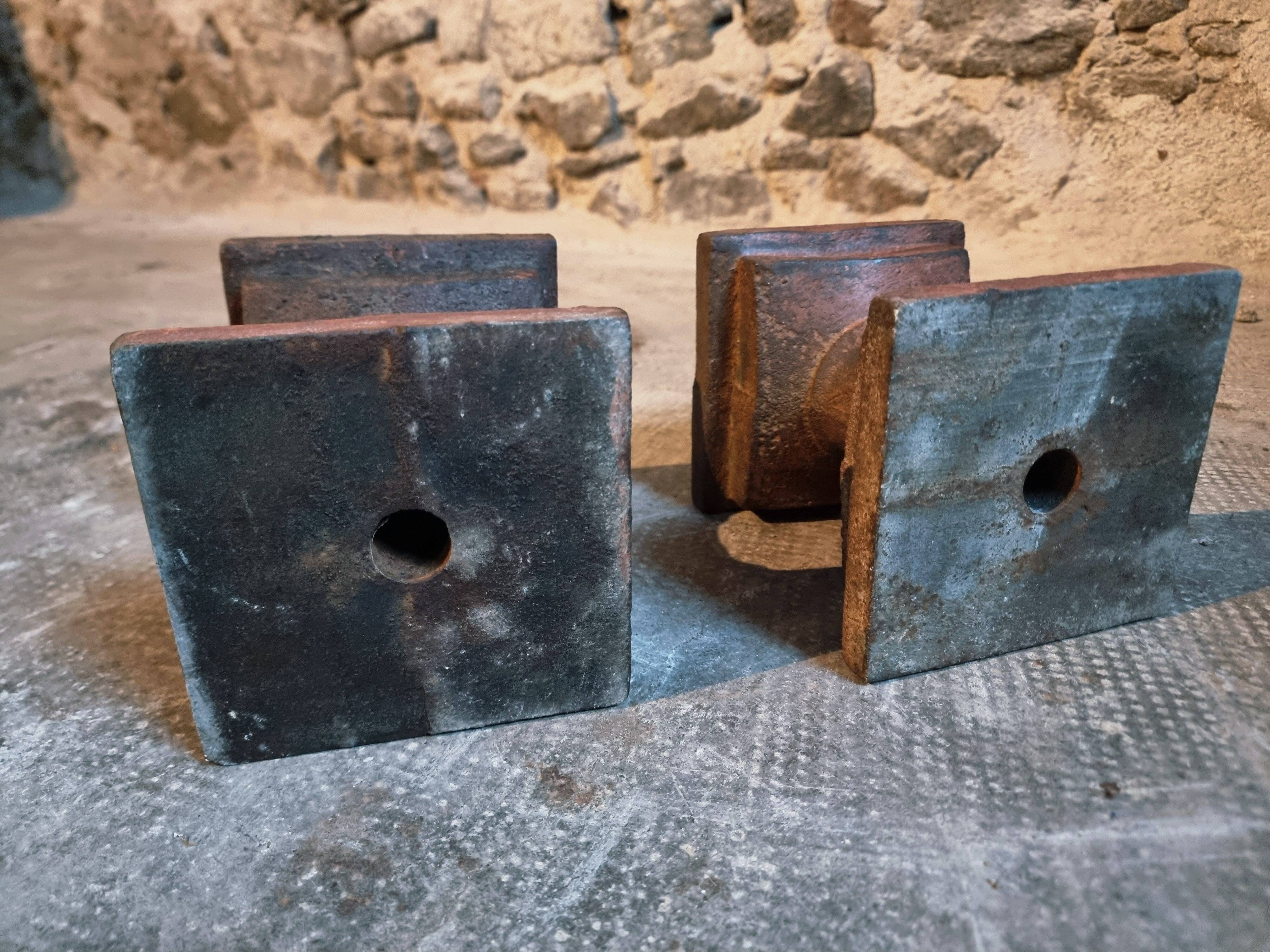 Pair of antique cast iron architectural bases (late 19th - early 20th century)