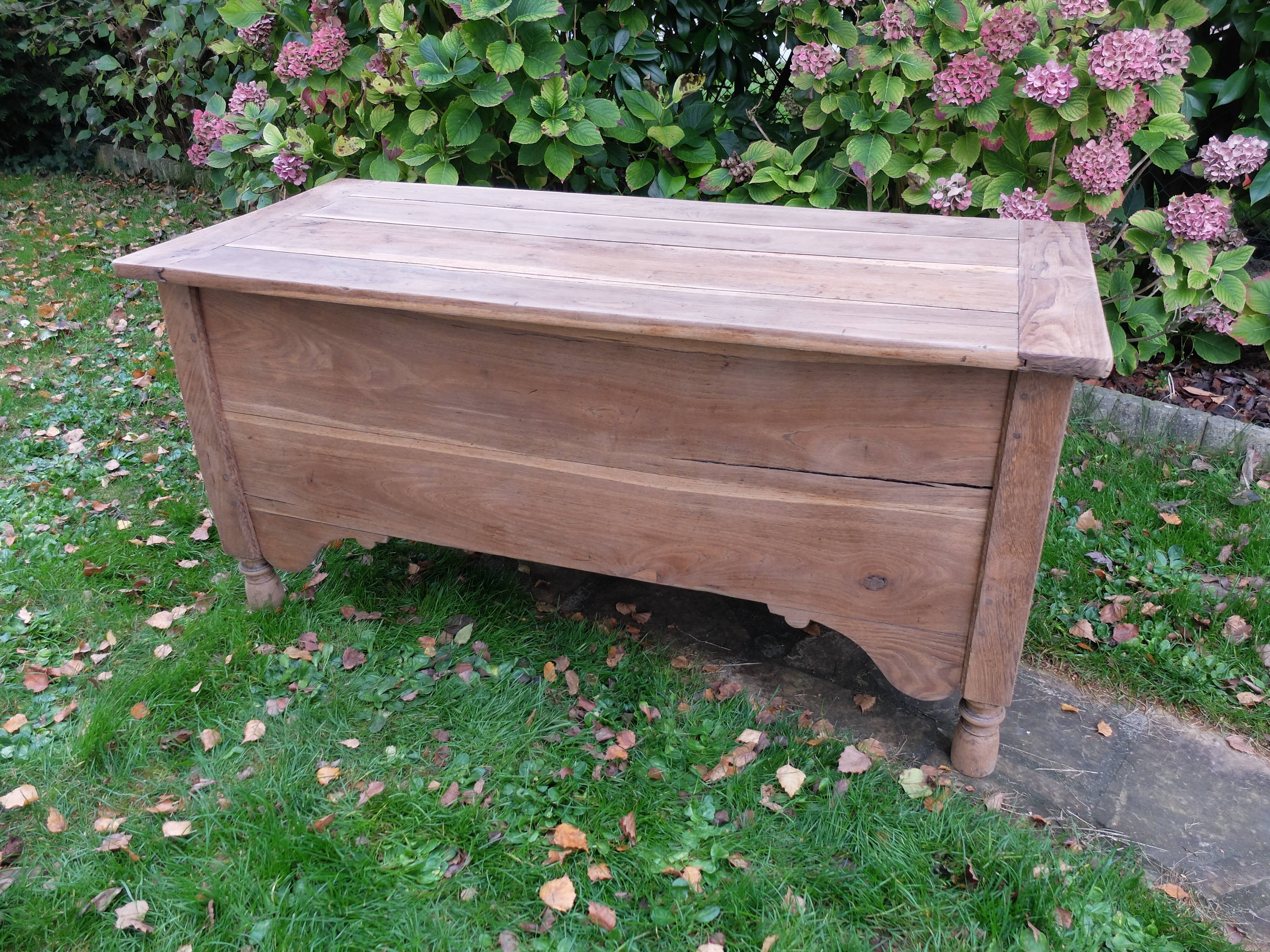 Chest, trunk, solid oak