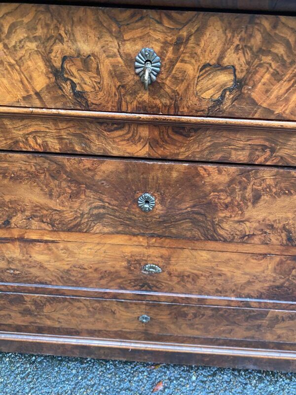 Commode vintage Louis Philippe en noyer massif du 19ème