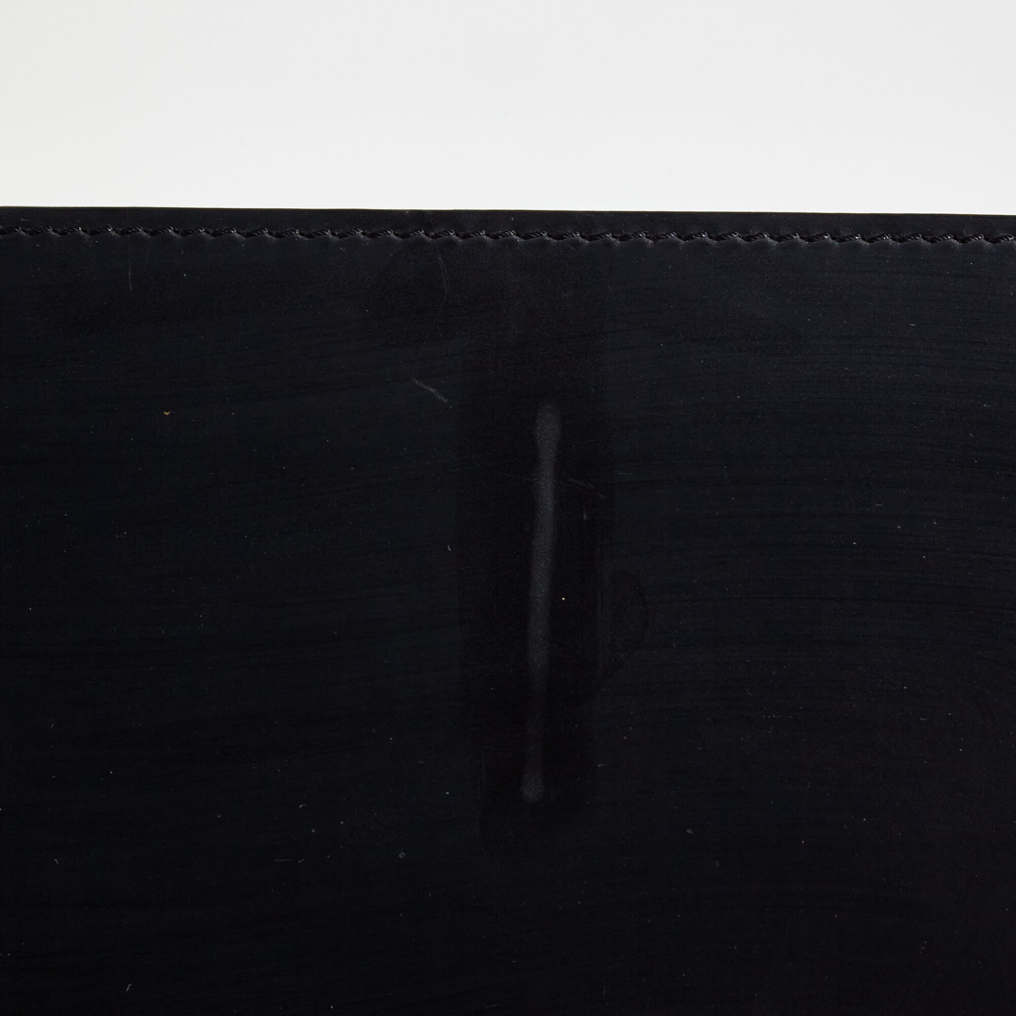 Lc1 leather armchair by le corbusier for cassina