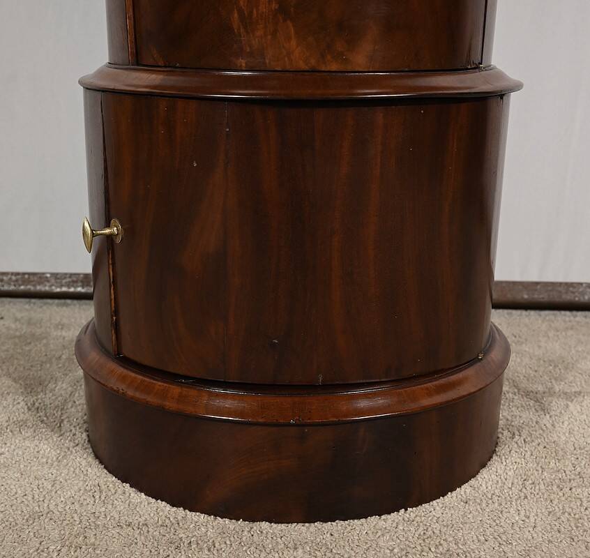 Rare Somno with two doors in Burl Mahogany, Empire period – Early 19th century