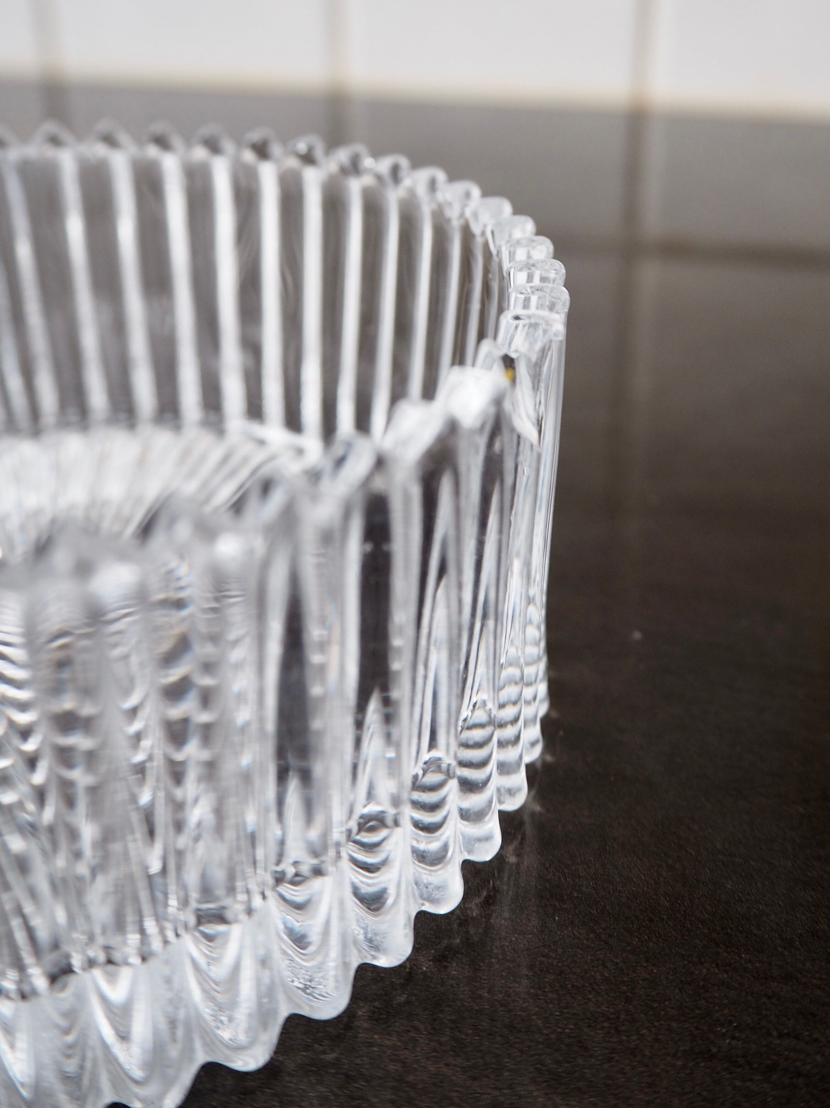 Glass candy maker
