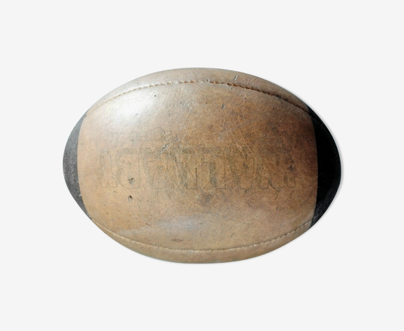 Wallaby vintage rugby ball | Selency