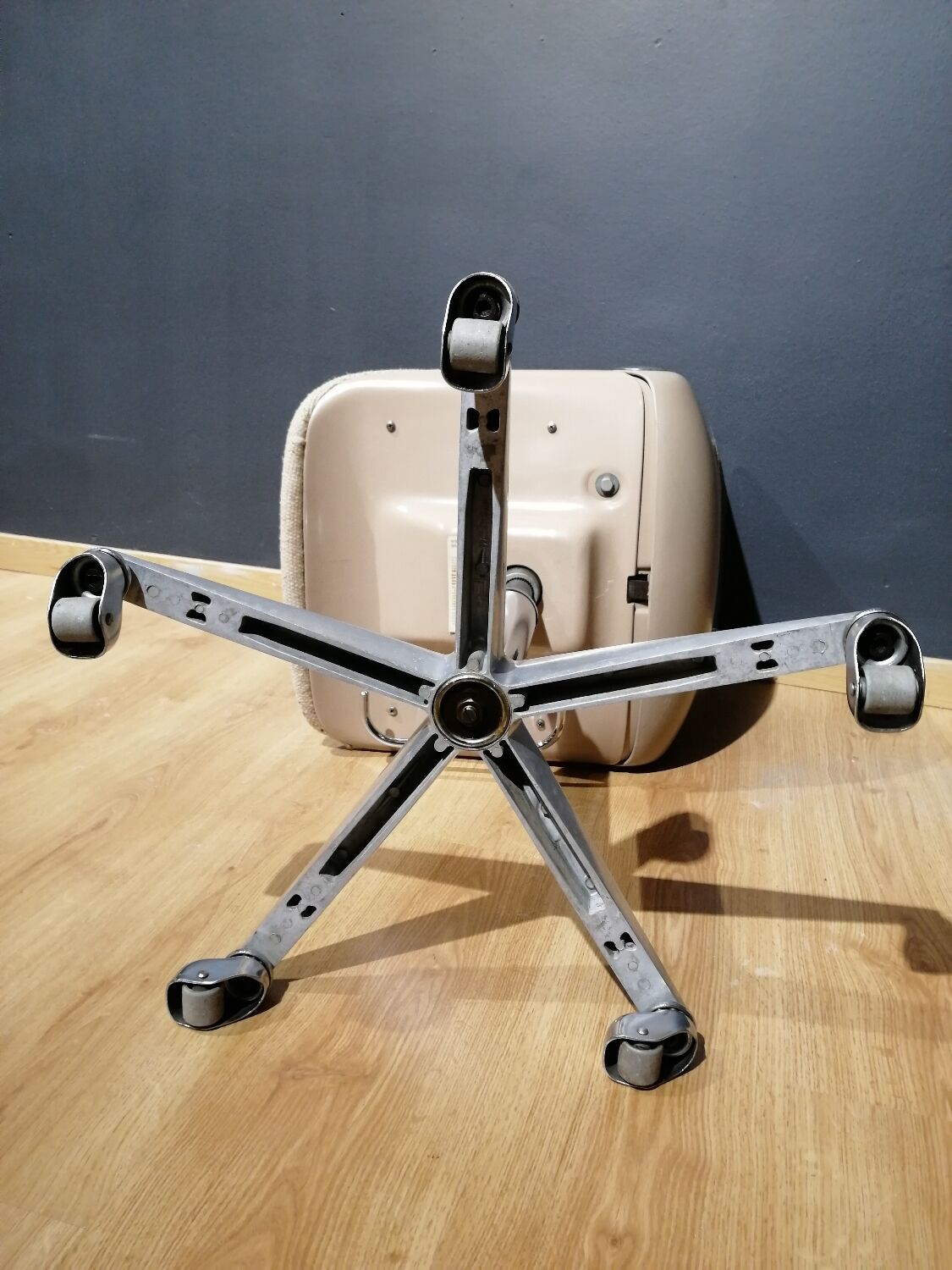 Vintage Wilkhahn office chair