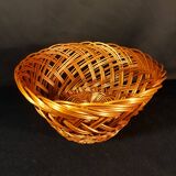 Round wicker basket