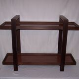 Standing shelf reconstruction of the 50s