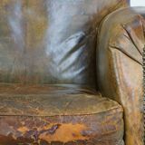 Fauteuil à roulettes anglais en cuir de vachette vert antique
