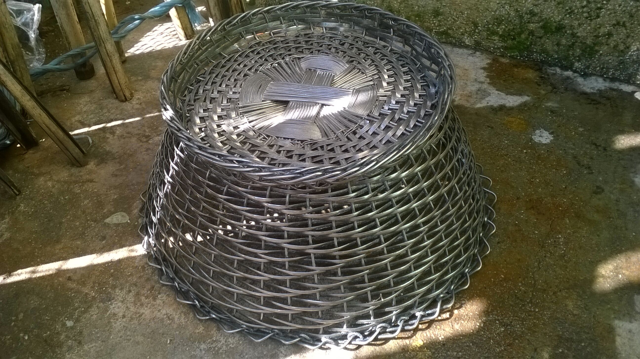 Silver metal trash