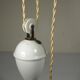 Suspension "monte et baisse" en opaline, années 40