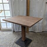 Bistro table in wood and metal