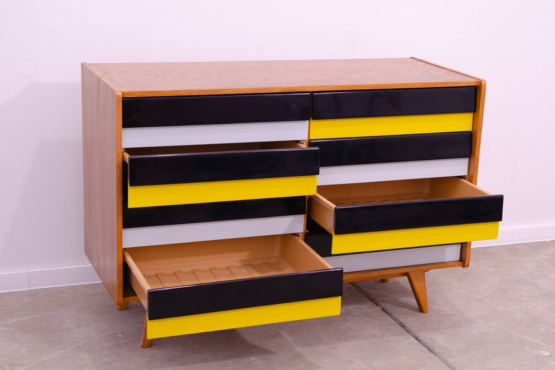 Commode vintage U-458 par Jiri Jiroutek, Tchécoslovaquie, 1960