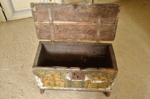 Coffre Alsacien Début 18eme Siècle