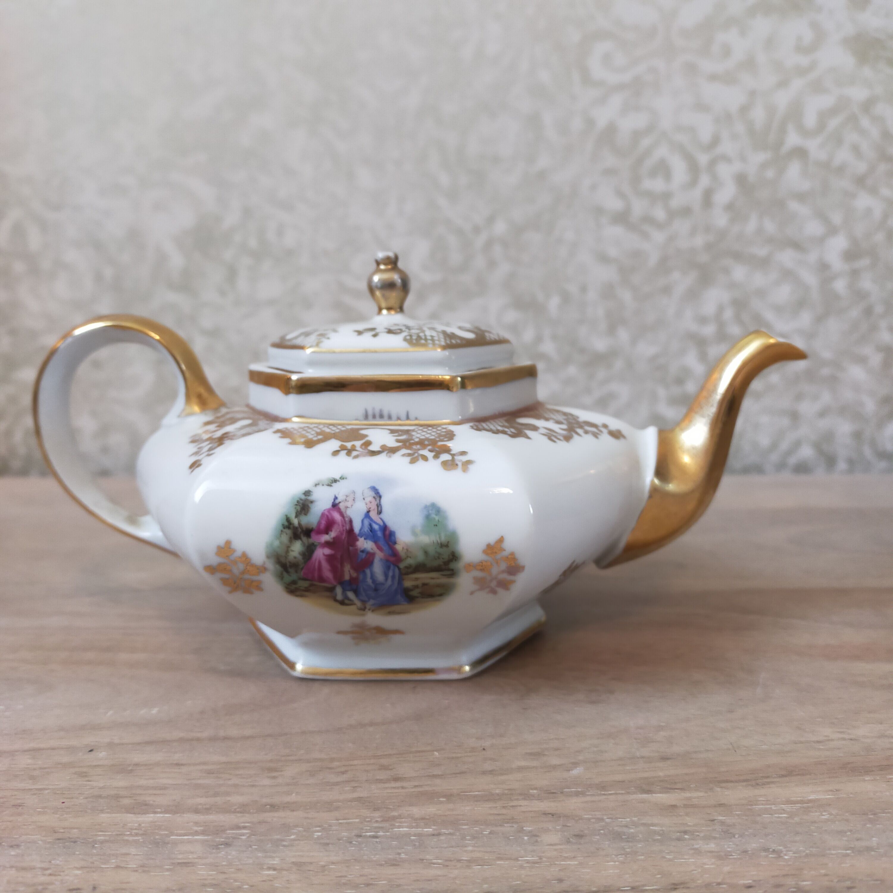 Limoges teapot
