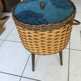 Wicker worker foot compass year 60