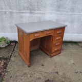 Adult administrative desk