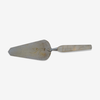 Mother-of-pearl handle pie shovel