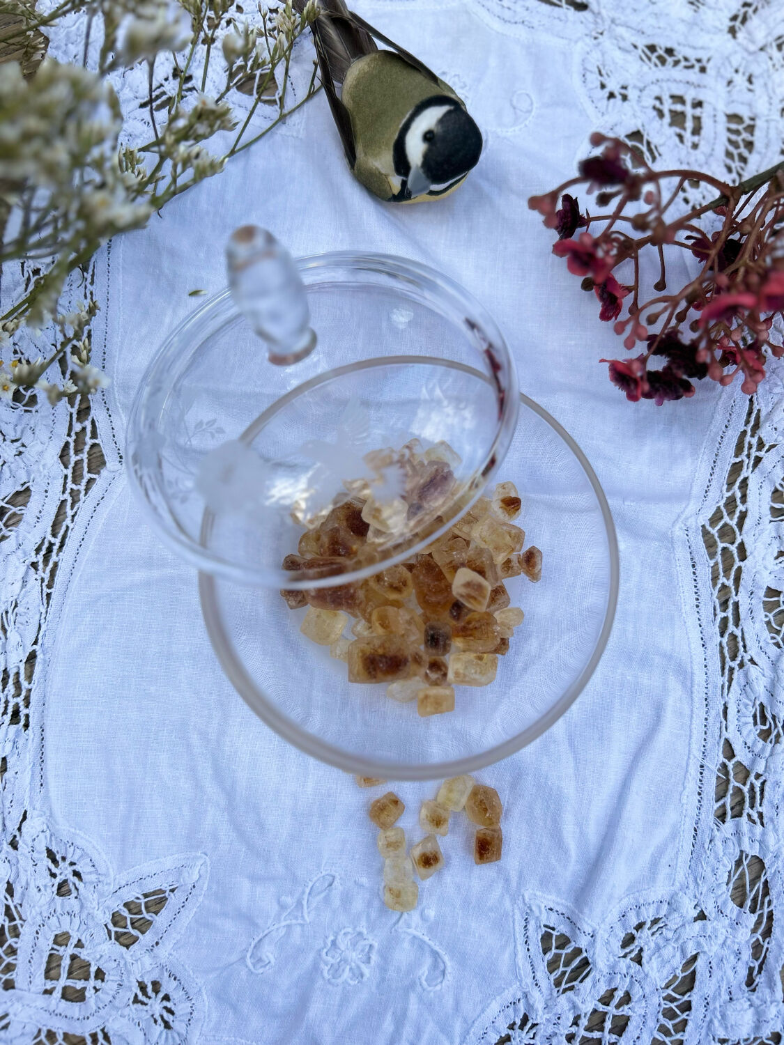 Crystal bonbonnière bird decoration