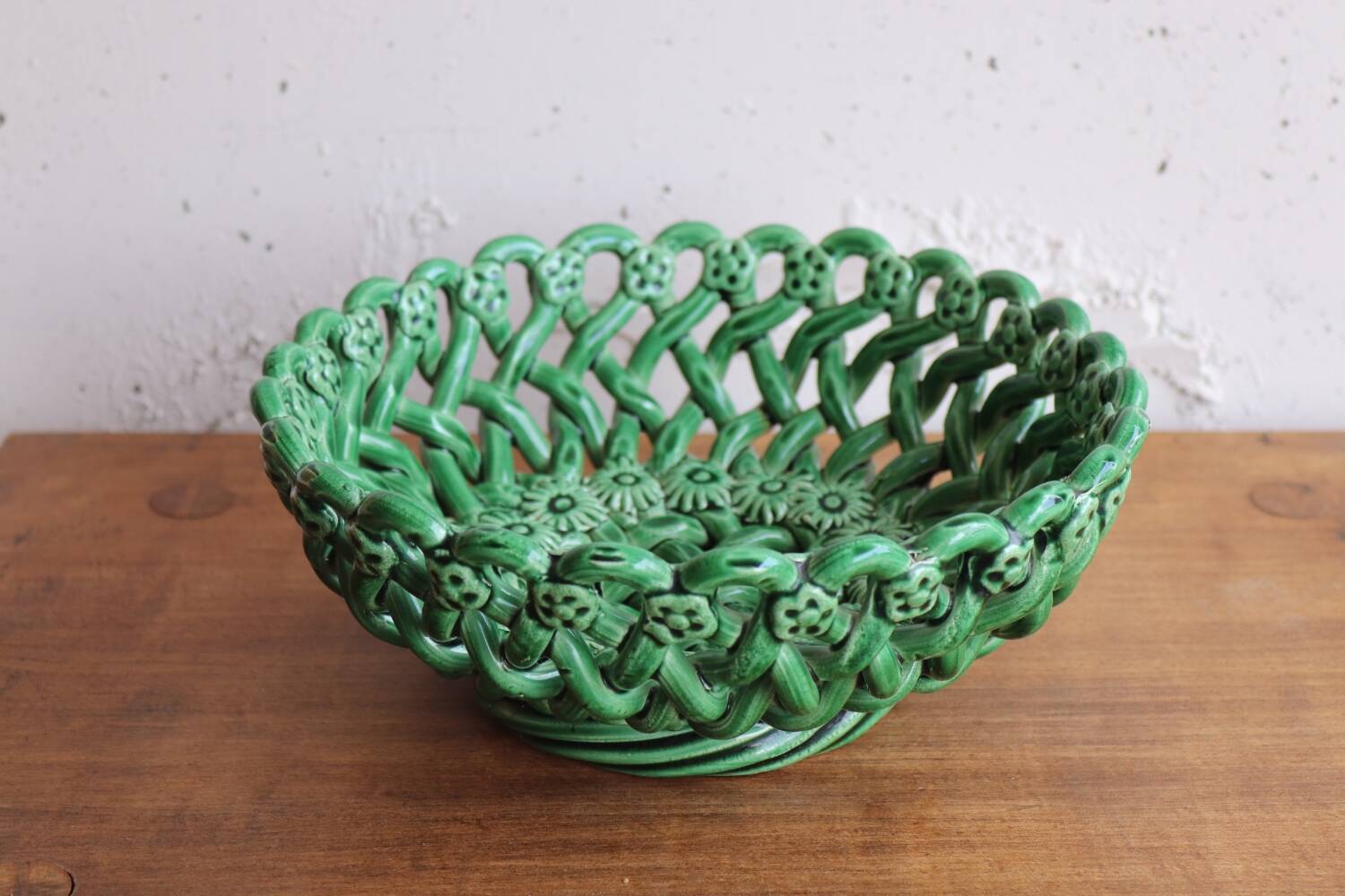 Ceramic basket / Green openwork bowl – Pichon Uzès