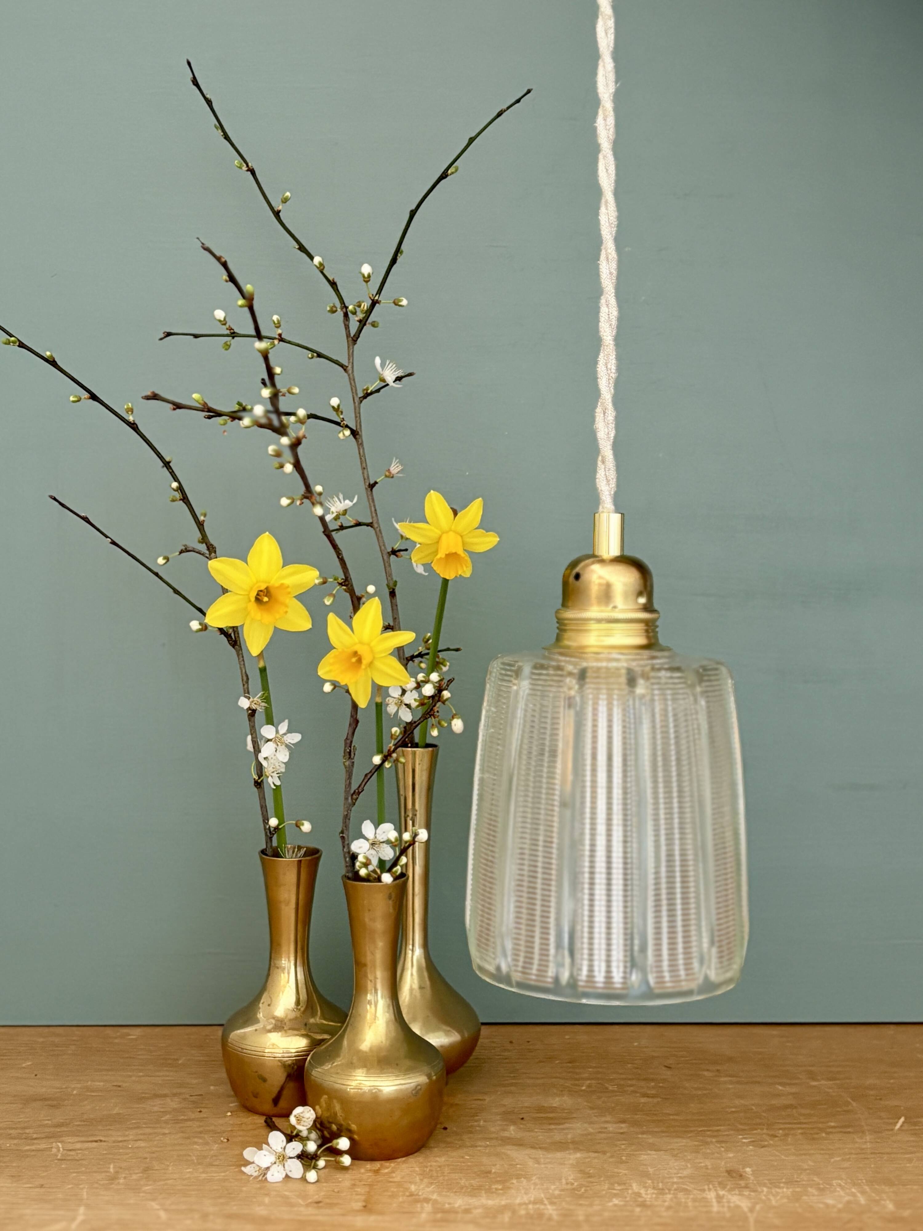Vintage tulip suspension in holophane glass