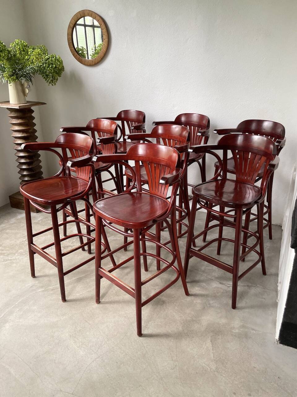 Set of 8 high bistro stools