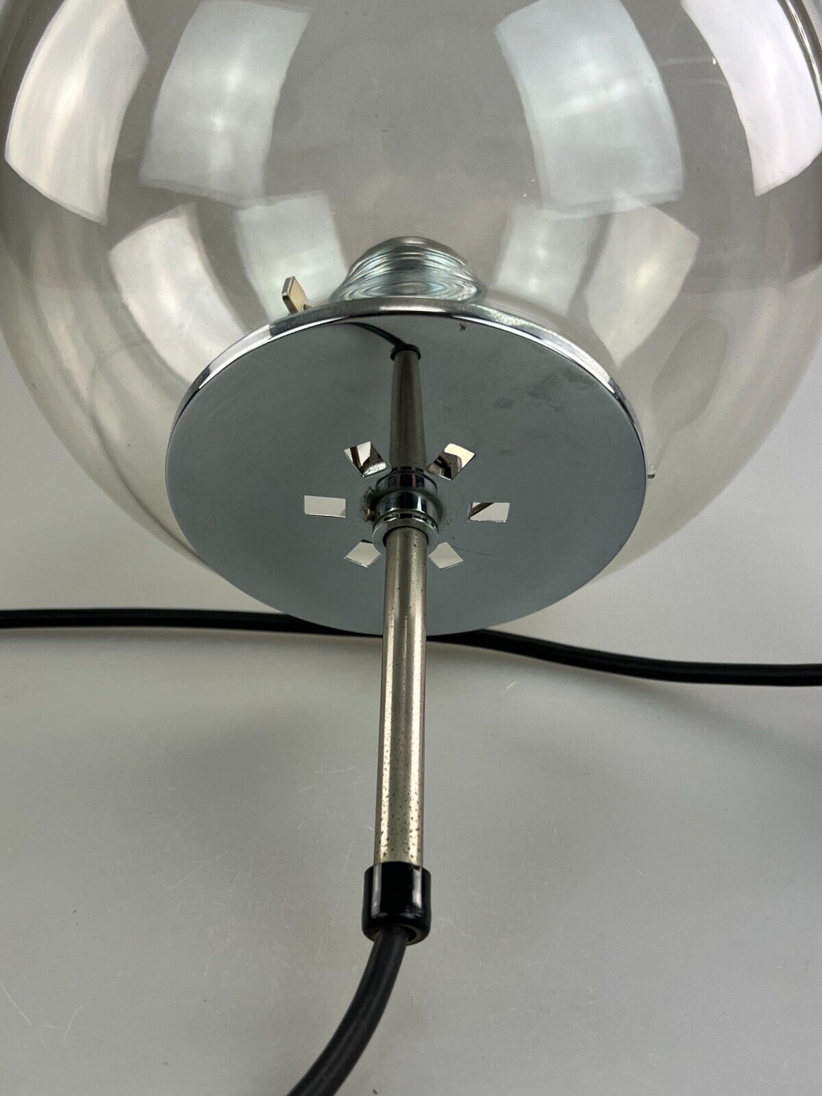 Limburg “Globe” pendant light