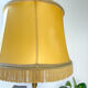 Lampe de style Louis XVI en bronze doré avec abat-jour jaune à franges – lampe ancienne élégante vintage