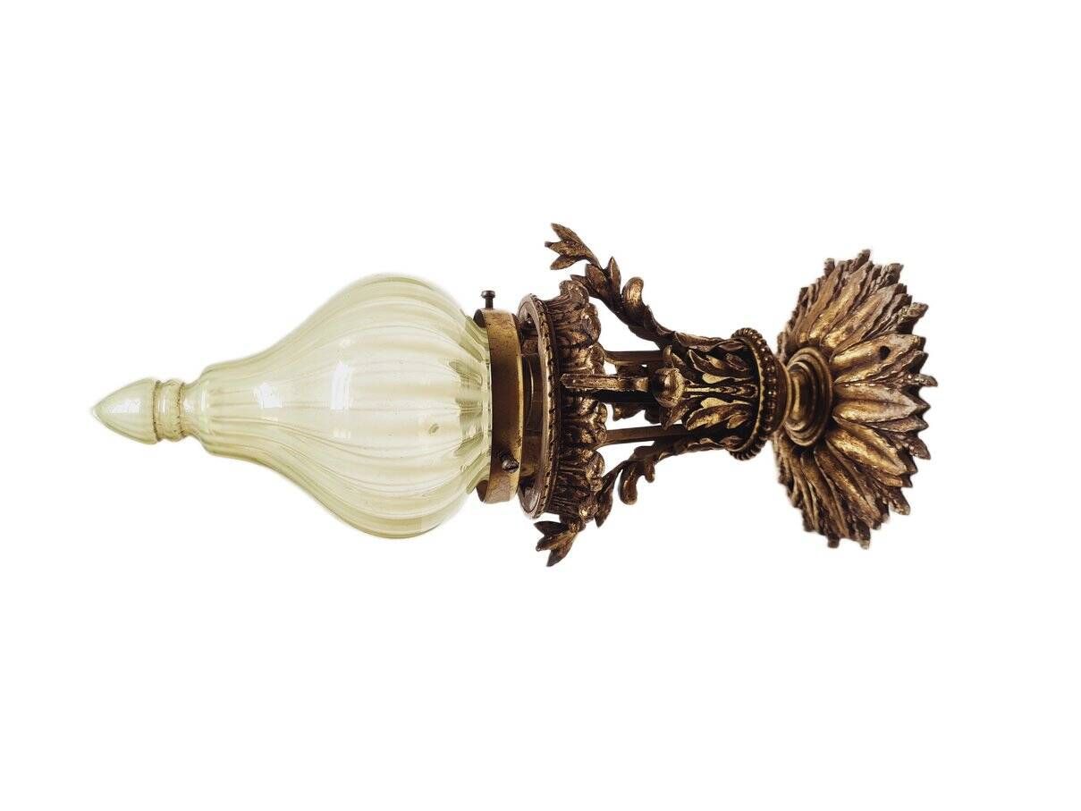 Lampe pendante en bronze Empire avec verre d'uranium, France, années 1890.
