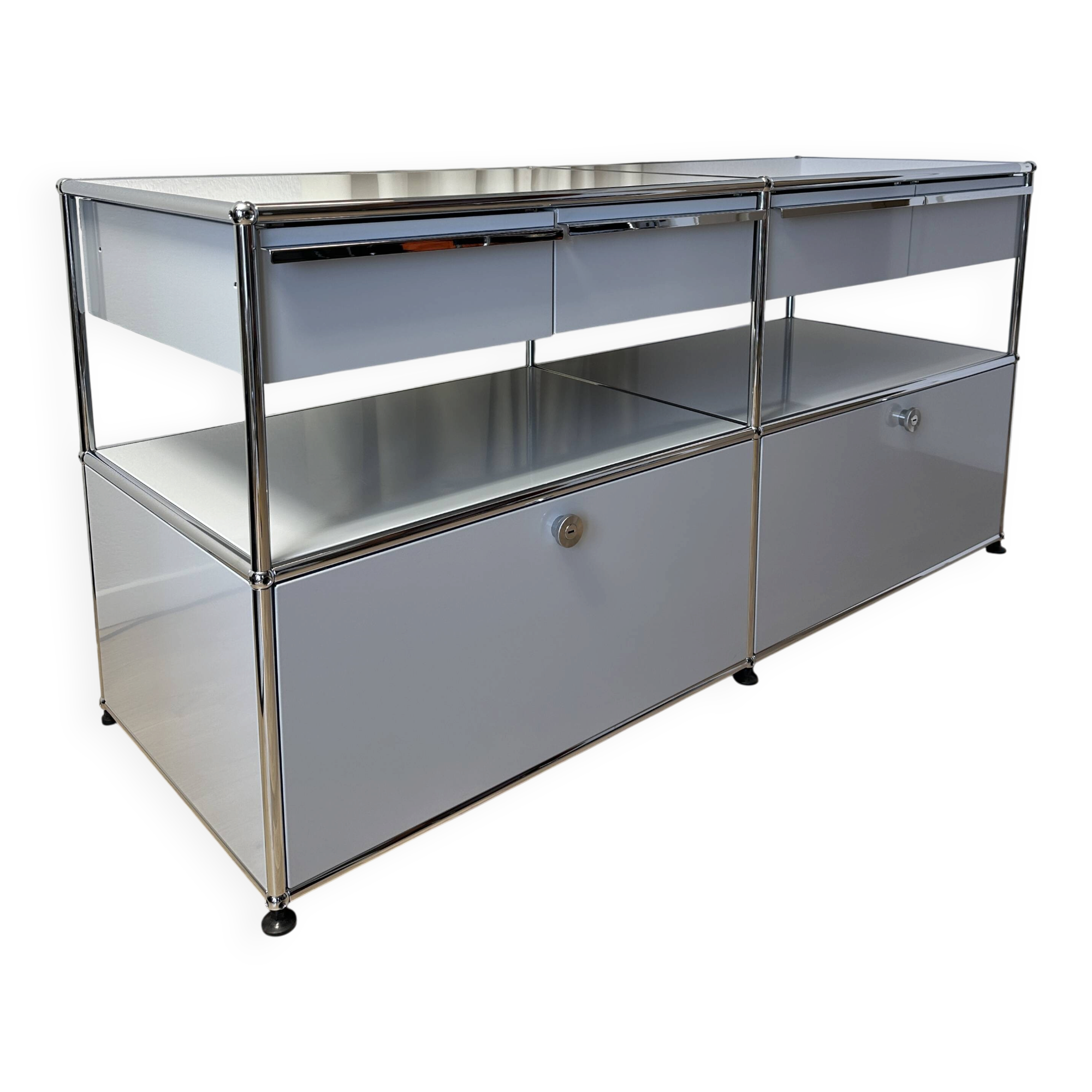 USM Haller Commode in Light Grey