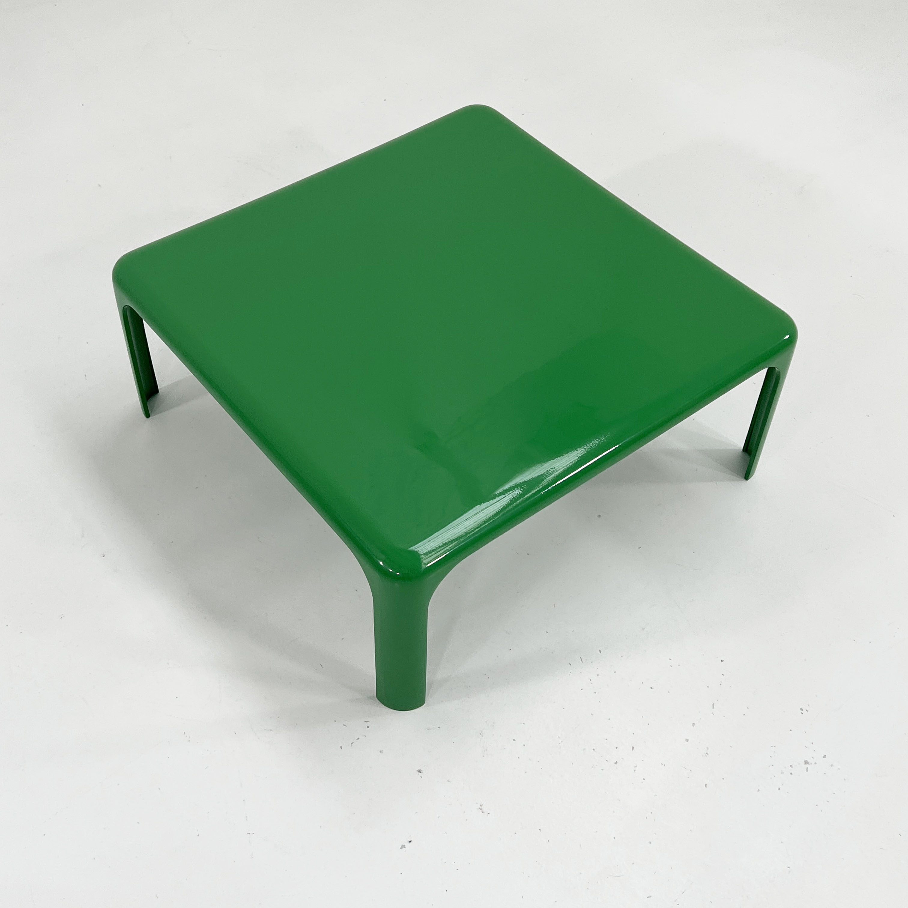 Demetrio 70 green coffee table by Vico Magistretti for Artemide, 1960s