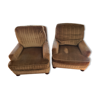 Pair of velvet armchairs