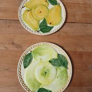 2 plats à tarte en barbotine
