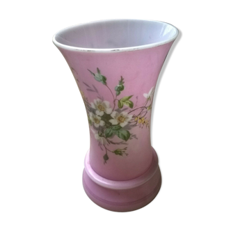 Vase en opaline napoleon iii