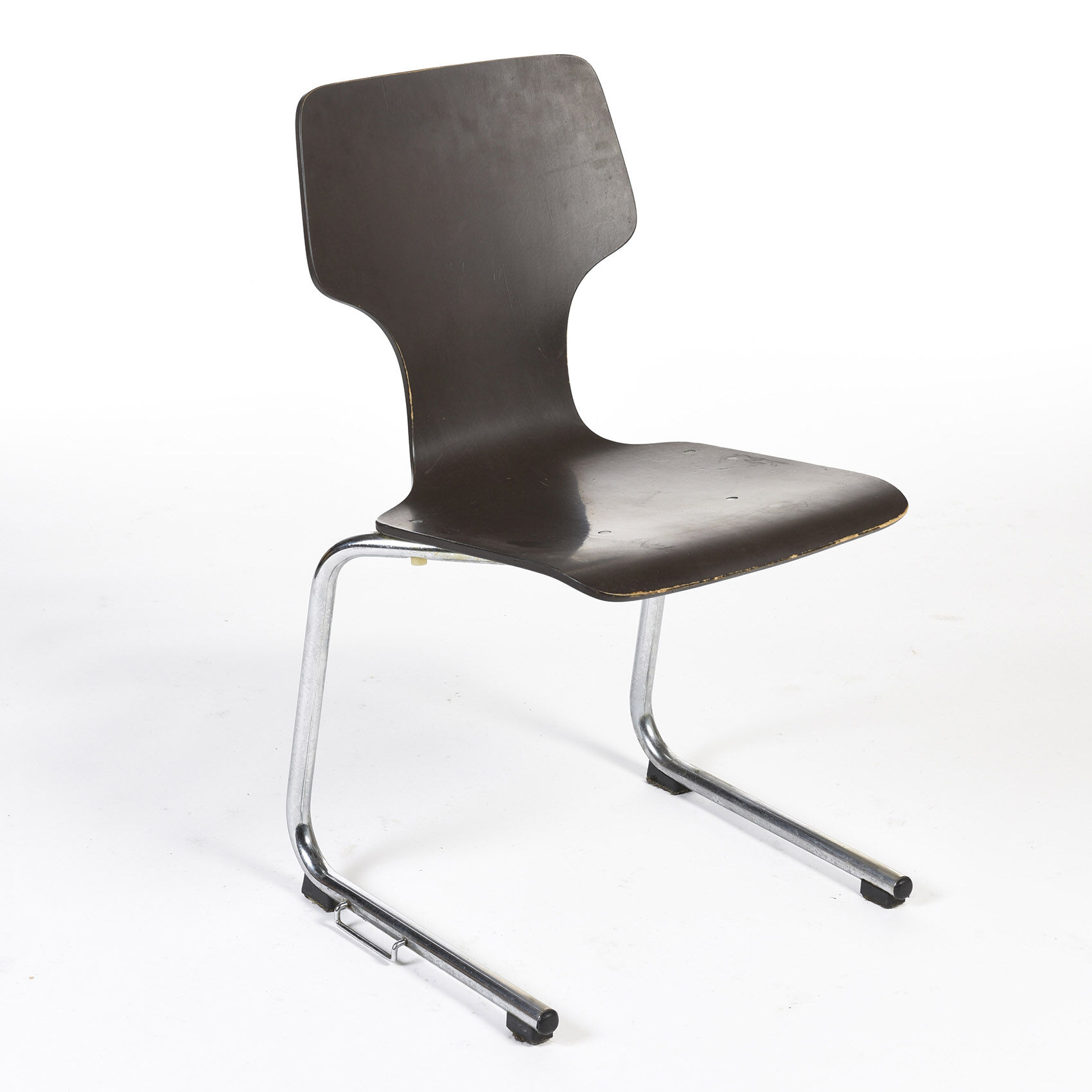 Lot de 6 chaises en bois teinté