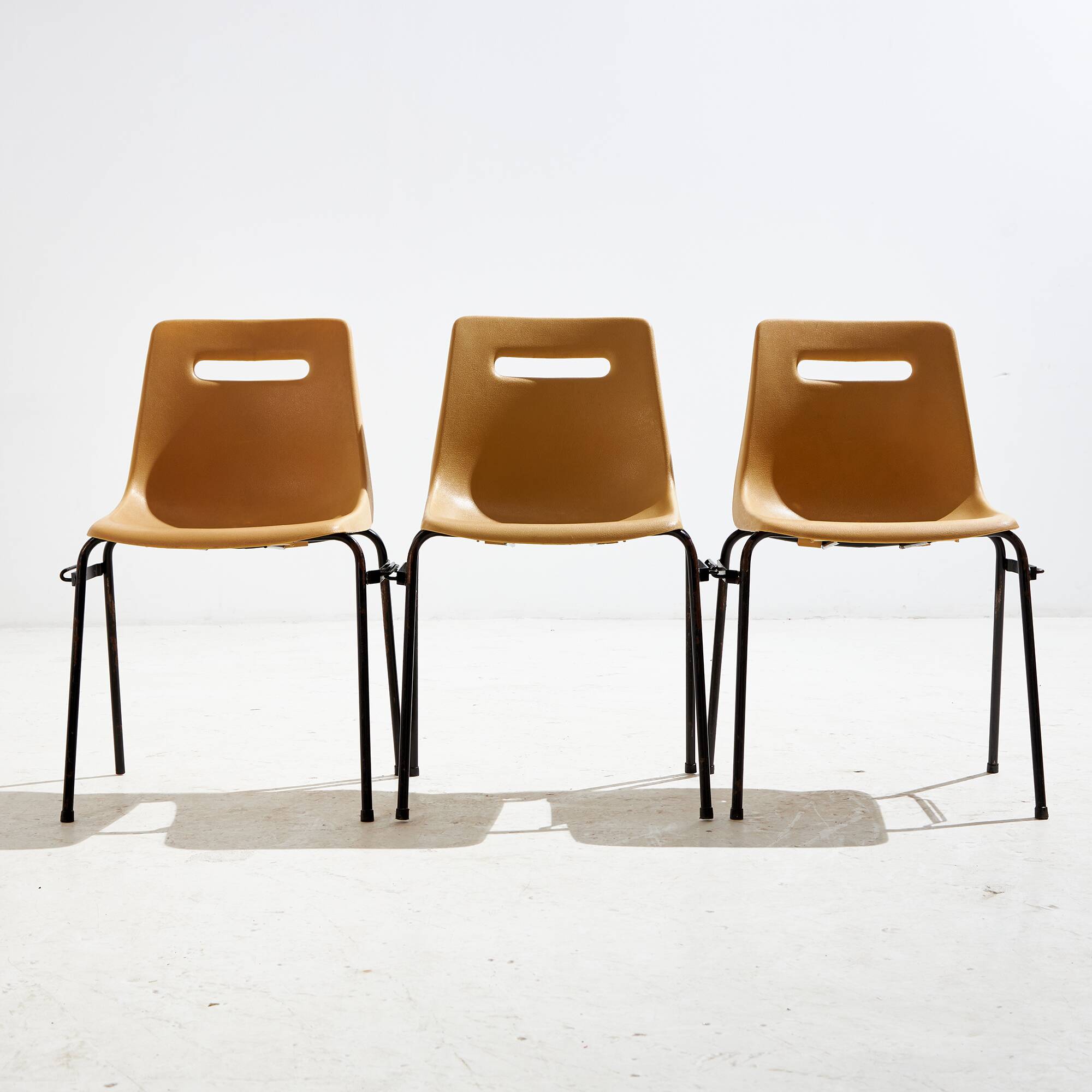 Stackable Plastic Chair by Grosfillex, 1970s (MK10592)