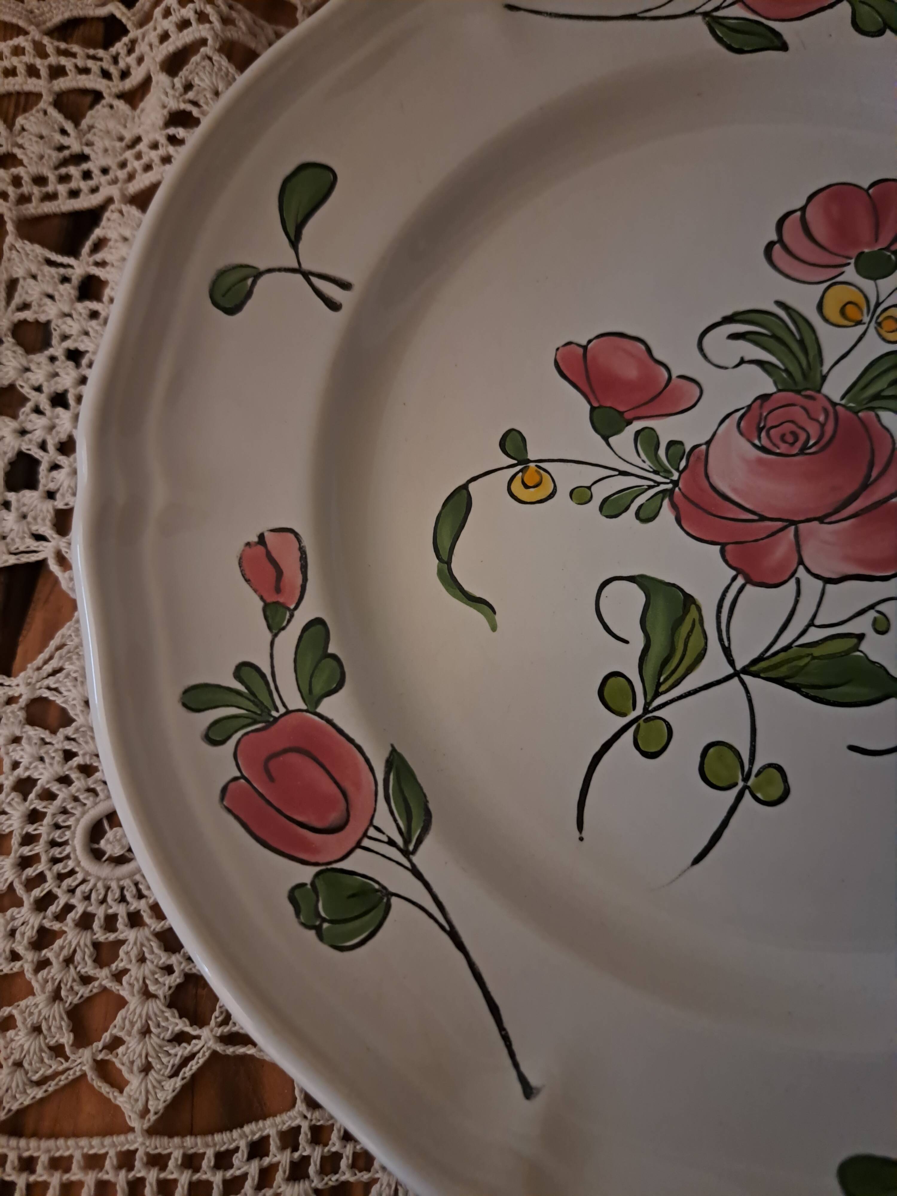 Assiette décorative artisanat français "Bouquets"