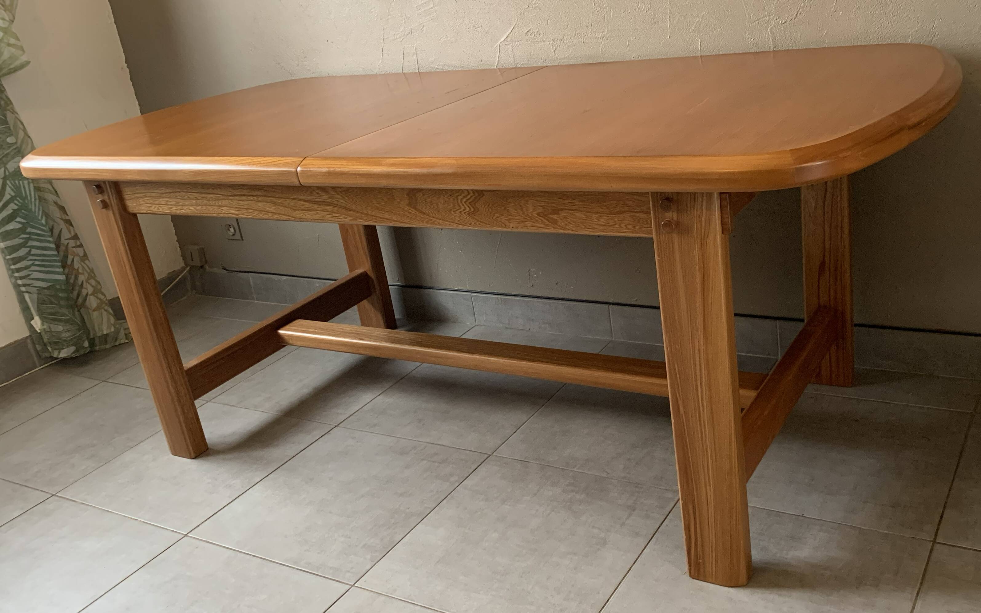 Regain House Elm Dining Room Set