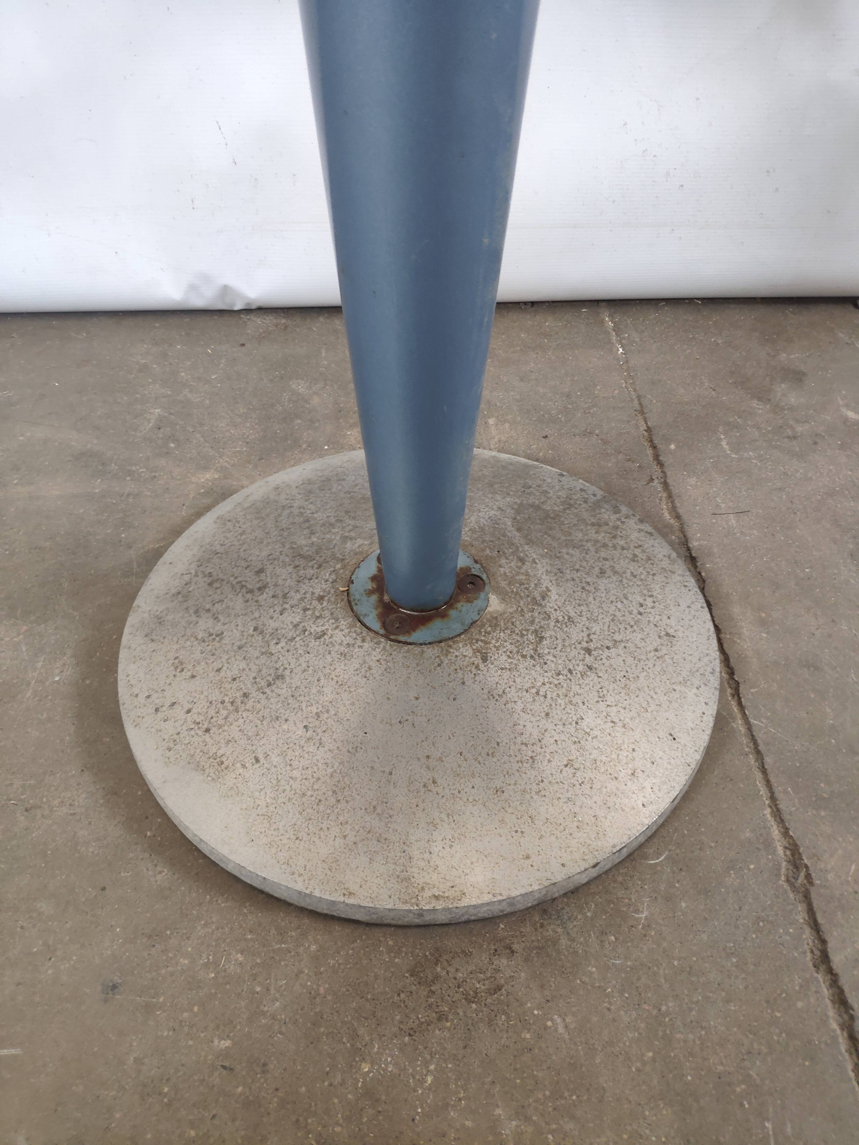 Table de bistrot vintage industrielle métal diabolo