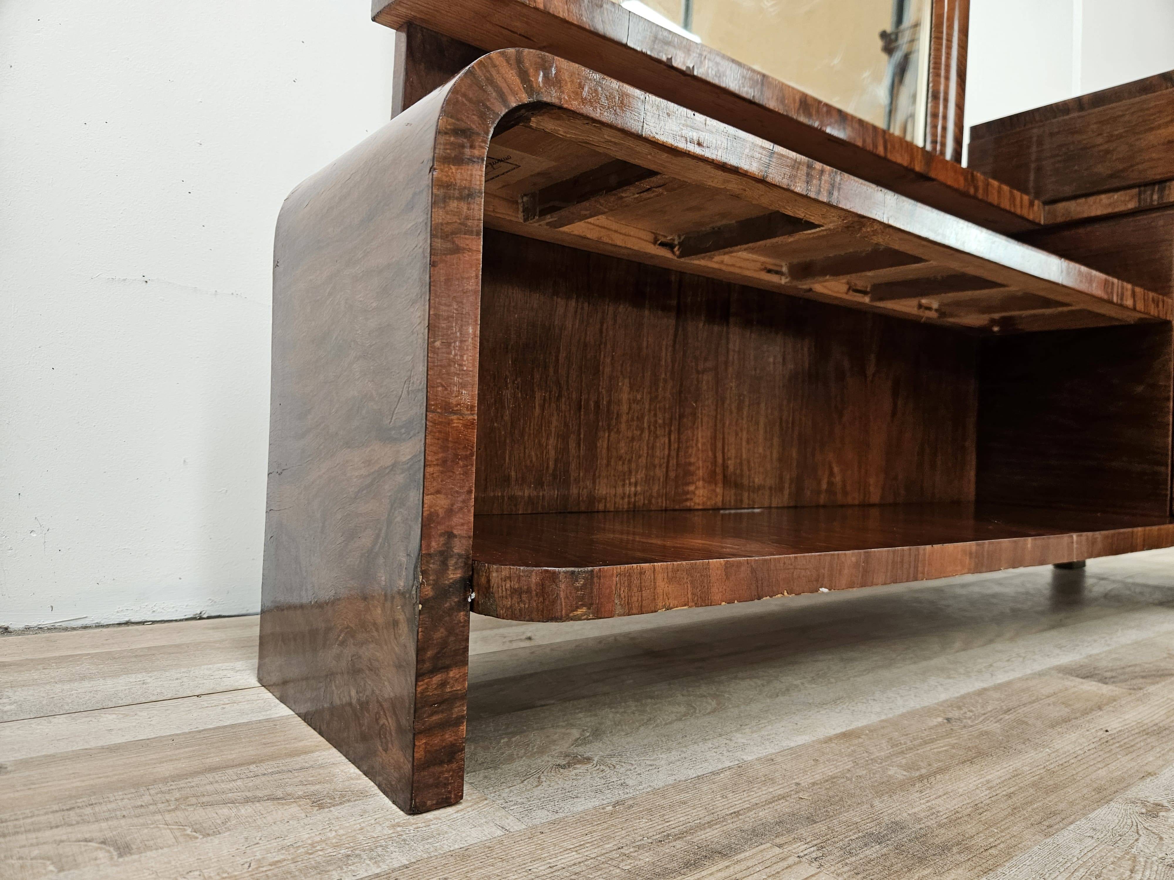 Art Decò dressing table in walnut root with mirror
