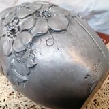 Art Deco vase in repoussé pewter by René Sitoleux circa 1940