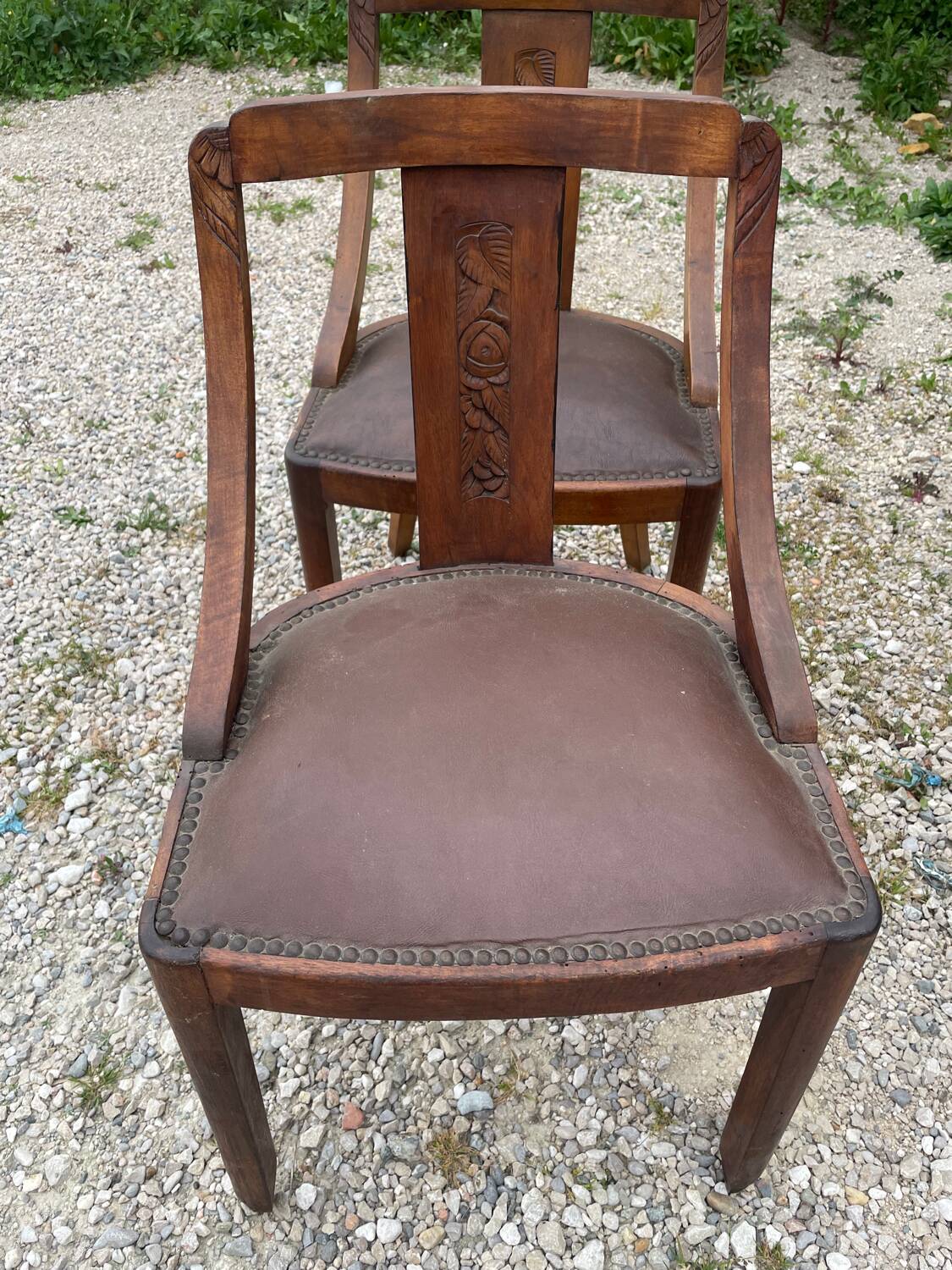 Set of 4 art deco gondola chairs in solid oak wood with skai leather