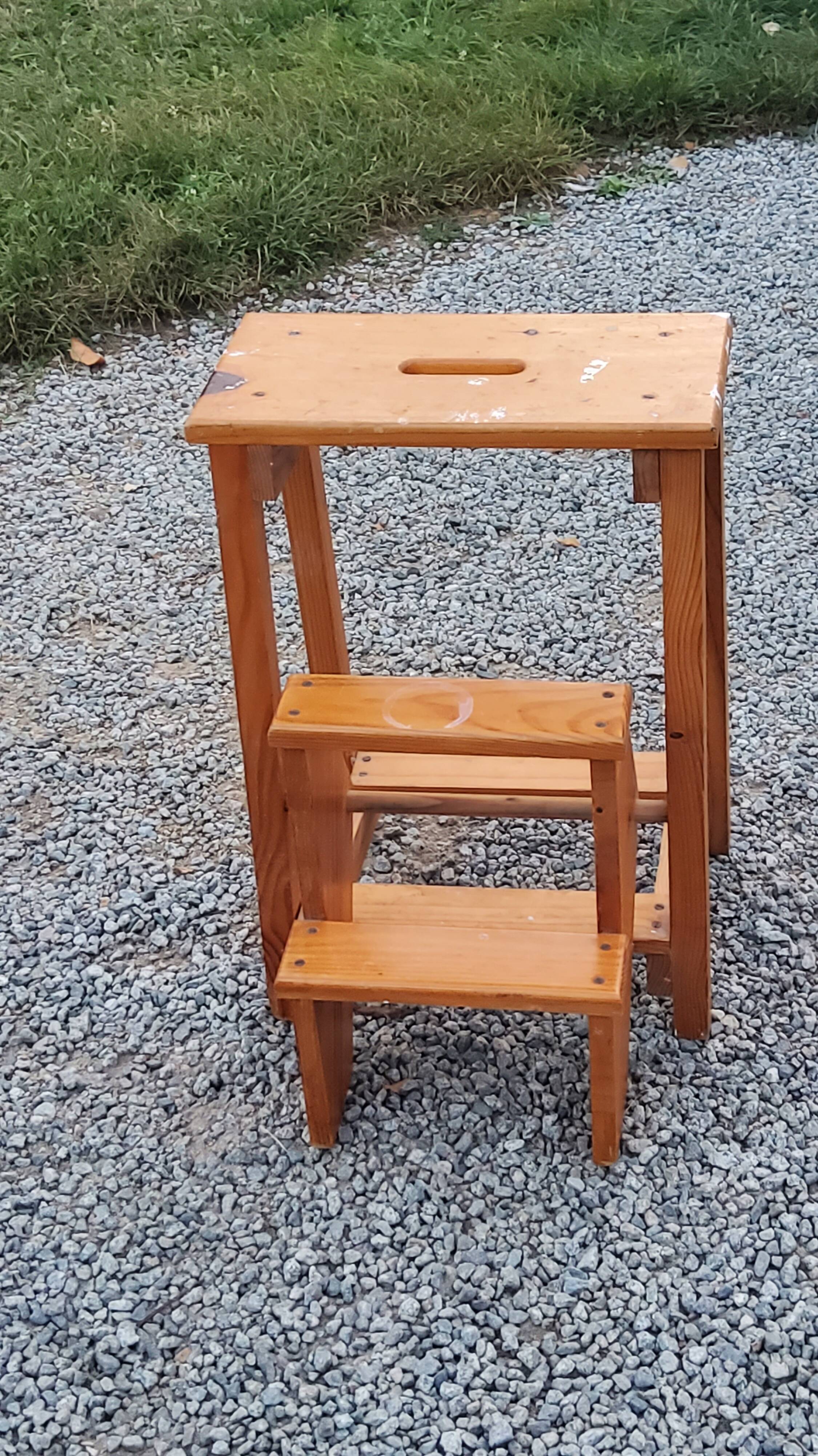 Escabeau en bois pliant 3 marches