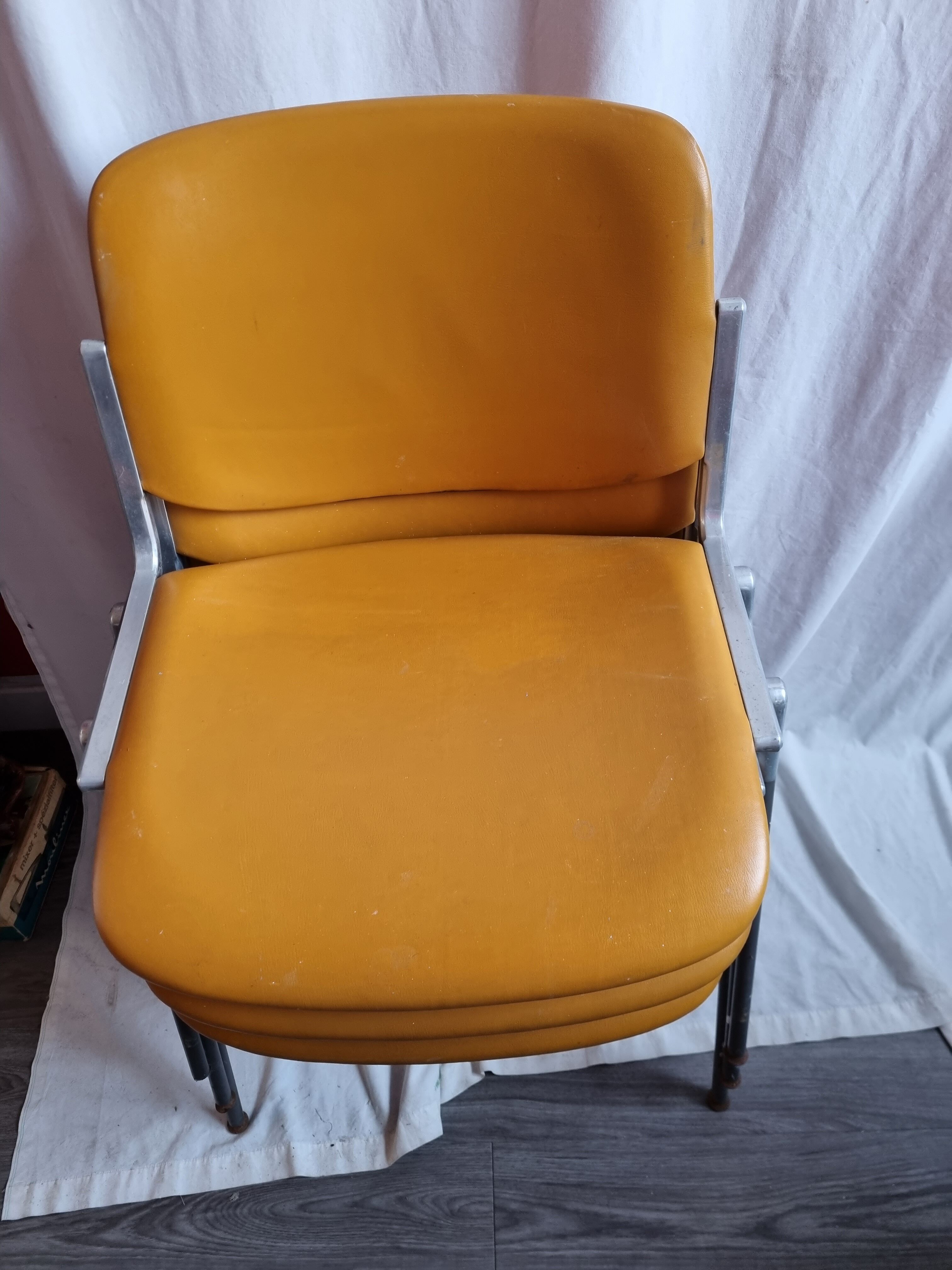 Chaises cuir DSC106 de G Piretti éditions Castelli de 1970